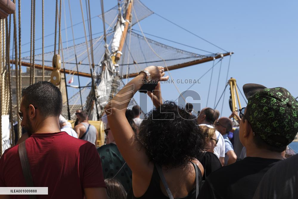 MALTA-VALLETTA-ITALIAN NAVY TRAINING SHIP