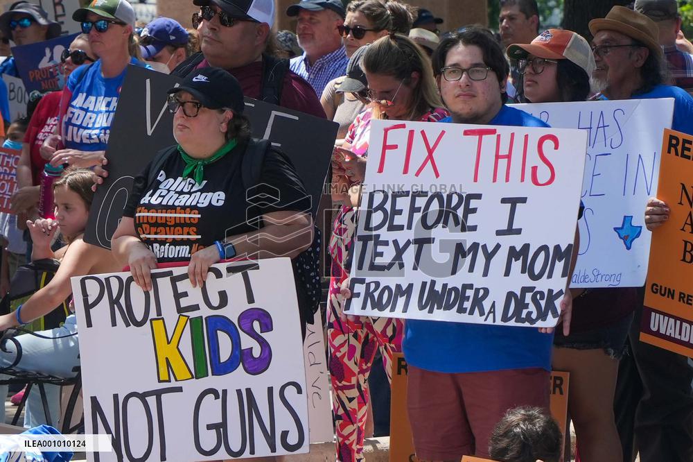 U.S.-TEXAS-AUSTIN-DEMONSTRATION
