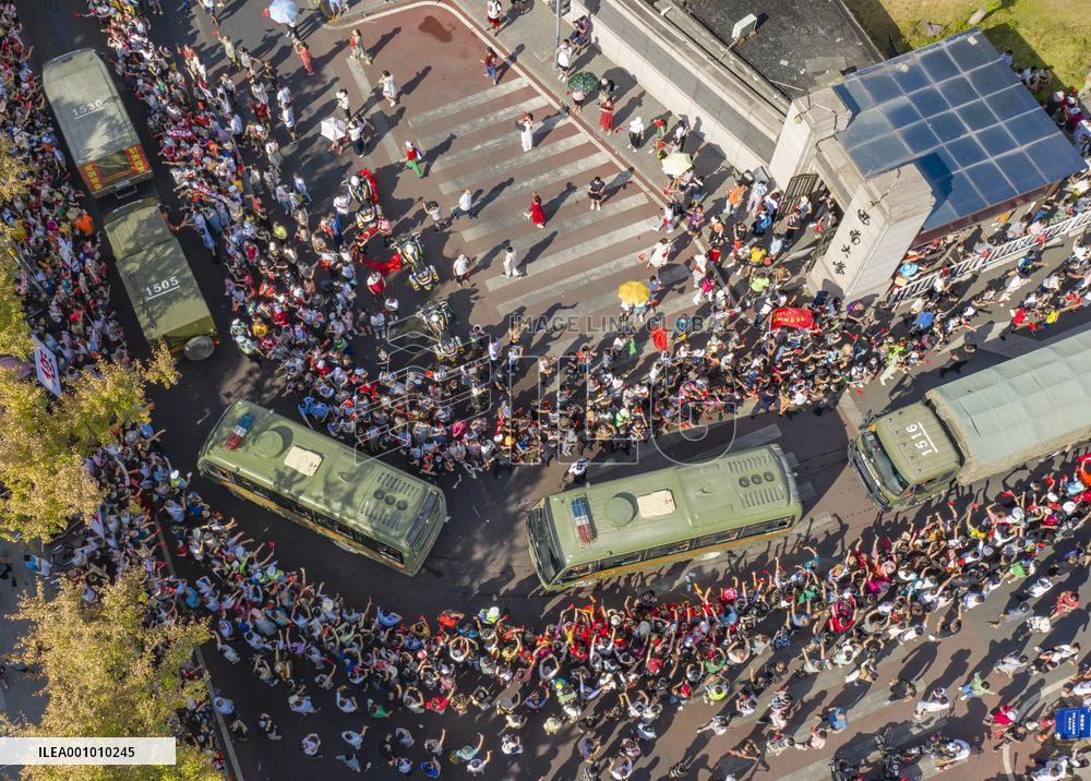 CHINA-CHONGQING-FIREFIGHTERS-LEAVING (CN)