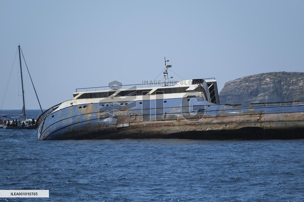 MALTA-GOZO-OIL TANKER-SCUTTLED-DIVING SITE