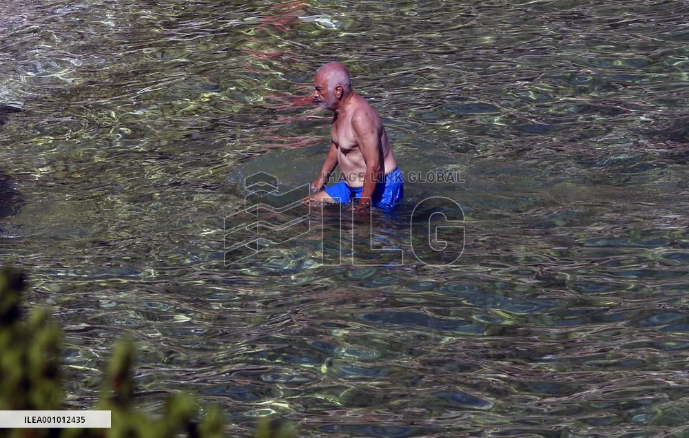 TÜRKIYE-ANTALYA-ELDERLY EUROPEAN-TOURISM