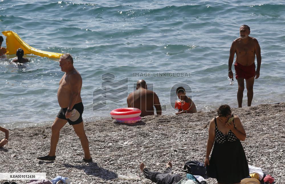 TÜRKIYE-ANTALYA-ELDERLY EUROPEAN-TOURISM