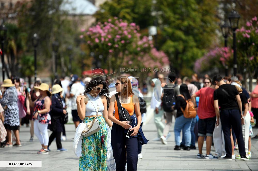 TÜRKIYE-ISTANBUL-TOURISM