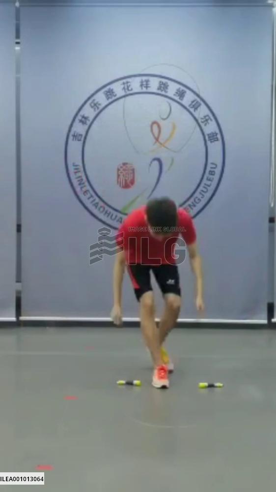 Chinese student sets jump rope record with 700+ consecutive triple unders