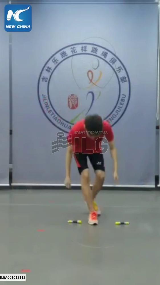 Chinese student sets jump rope record with 700+ consecutive triple unders
