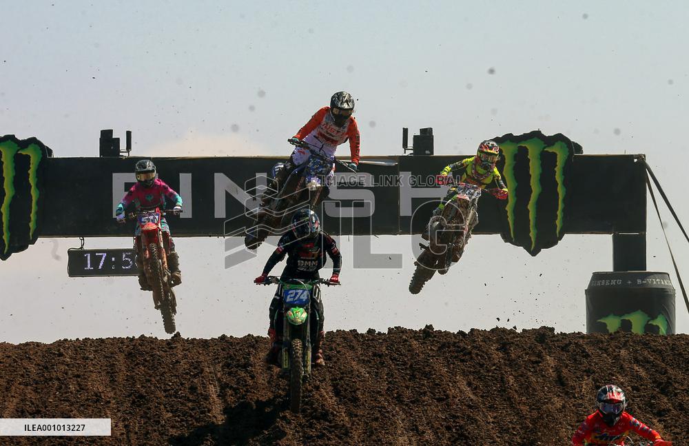 (SP)TÜRKIYE-AFYON-MOTOCROSS-WMX