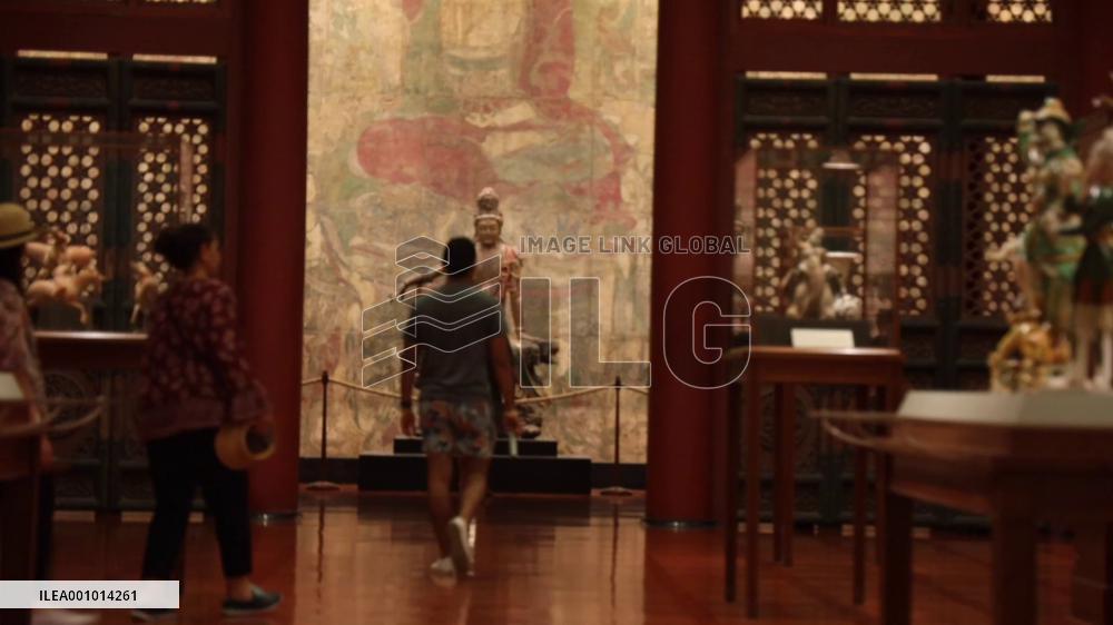 Art collection gives U.S. heartland taste of Chinese culture