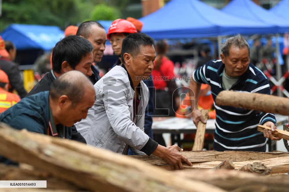 CHINA-SICHUAN-SHIMIAN-EARTHQUAKE-SHELTER(CN)