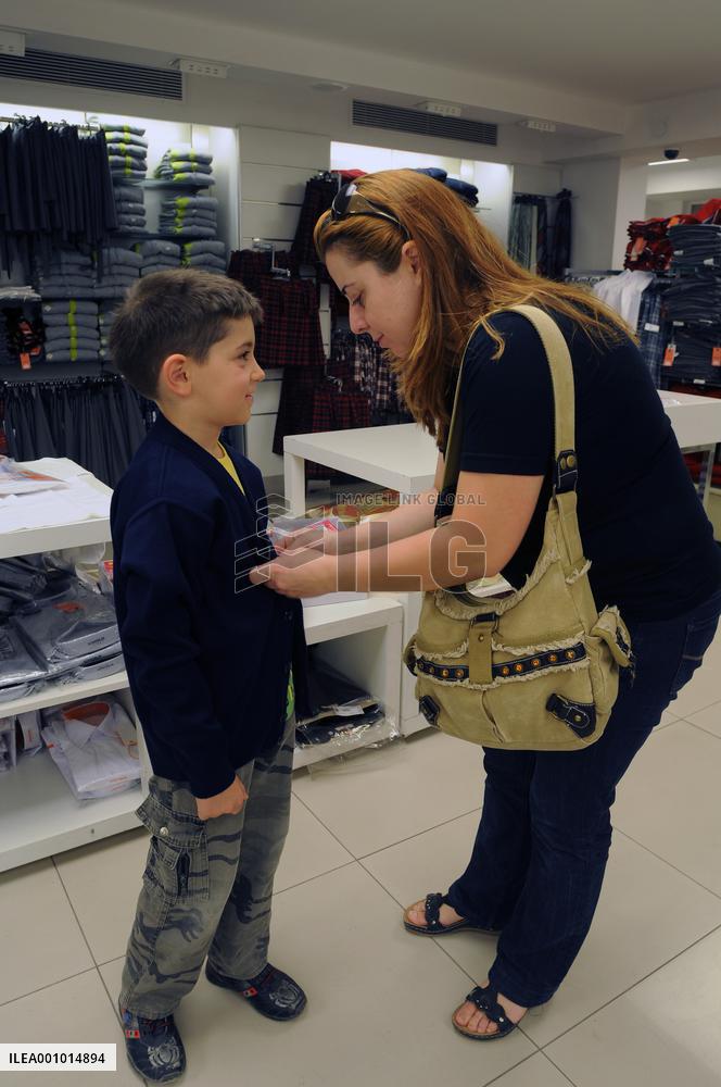 TÜRKIYE-ANKARA-INFLATION-BACK-TO-SCHOOL SHOPPING