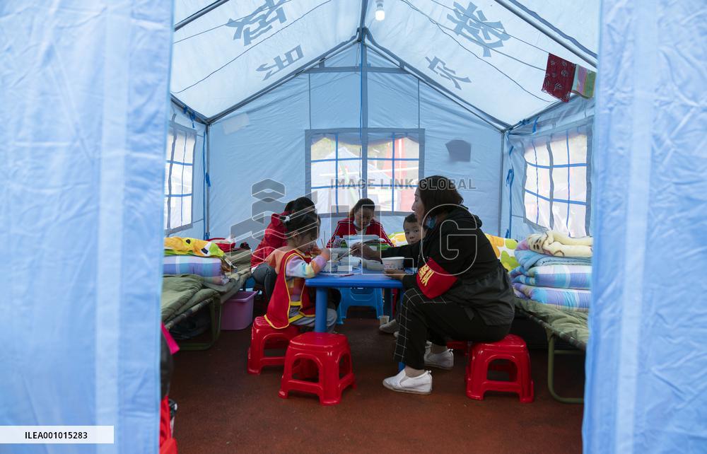 CHINA-SICHUAN-YA'AN-EARTHQUAKE-RELIEF (CN)