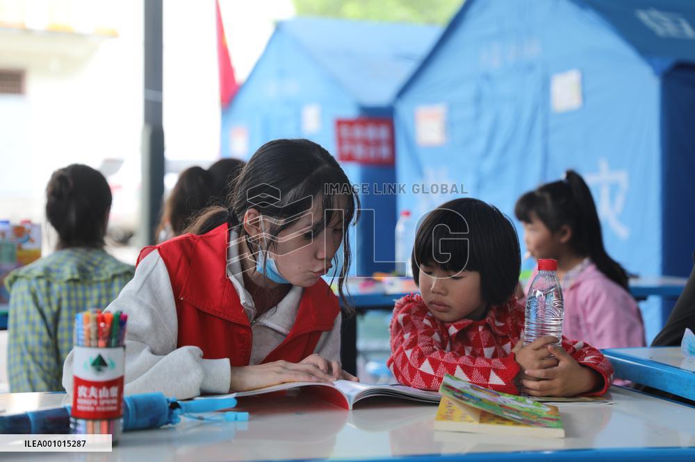 CHINA-SICHUAN-YA'AN-EARTHQUAKE-RELIEF (CN)