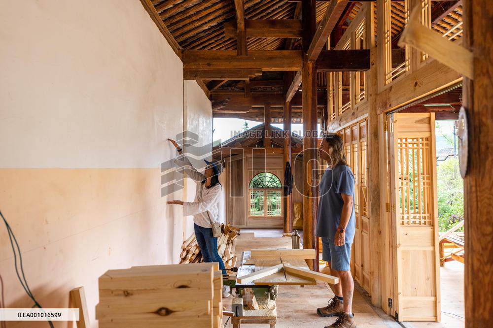 CHINA-YUNNAN-DALI-AMERICAN ENTREPRENEUR (CN)