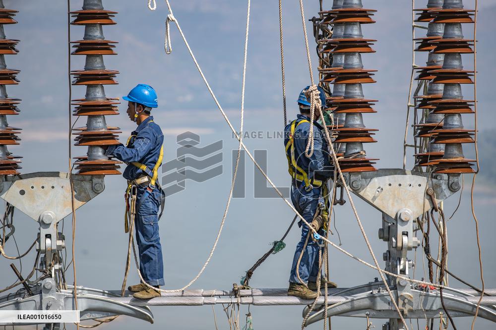 CHINA-CHONGQING-POWER TRANSMISSION-WIRING (CN)