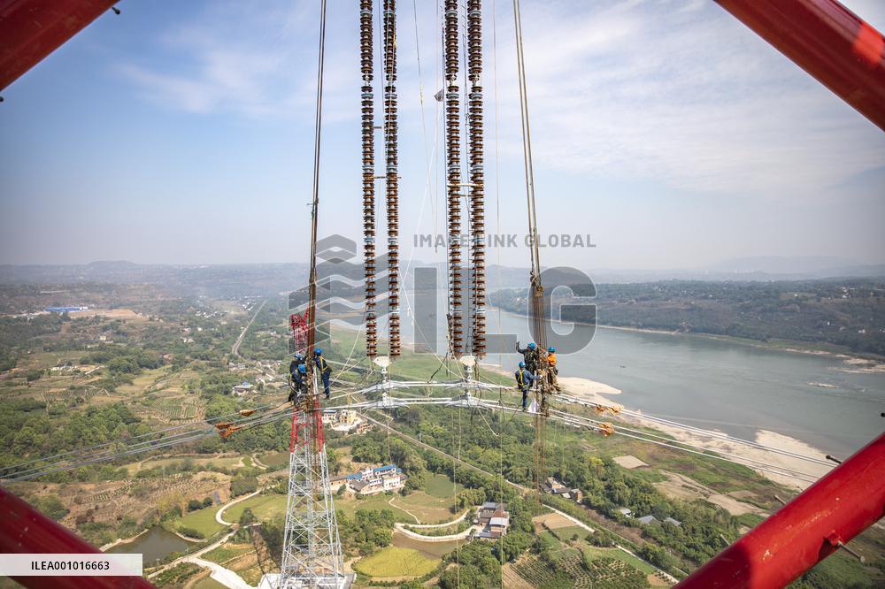 CHINA-CHONGQING-POWER TRANSMISSION-WIRING (CN)