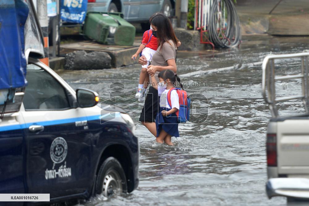 THAILAND-BANGKOK-FLOODS