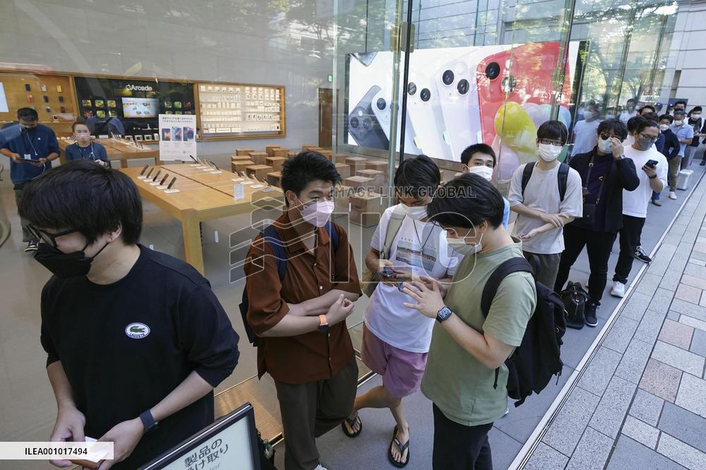 iPhone 14 goes on sale