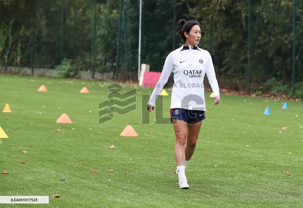 (SP)FRANCE-PARIS-FOOTBALL-PSG-YANG LINA
