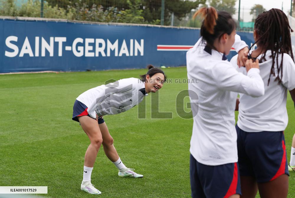 (SP)FRANCE-PARIS-FOOTBALL-PSG-YANG LINA