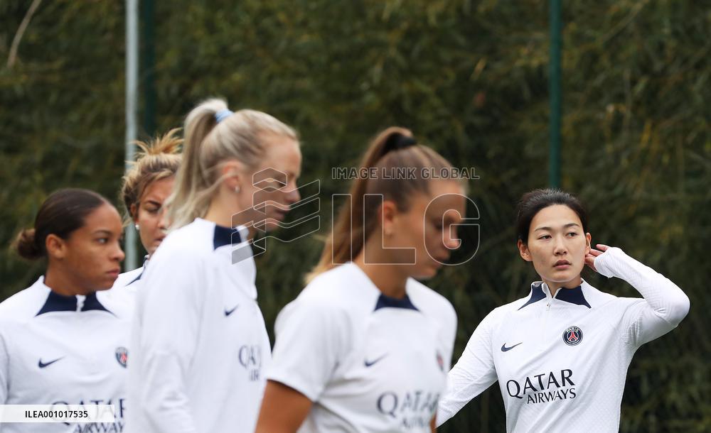 (SP)FRANCE-PARIS-FOOTBALL-PSG-YANG LINA