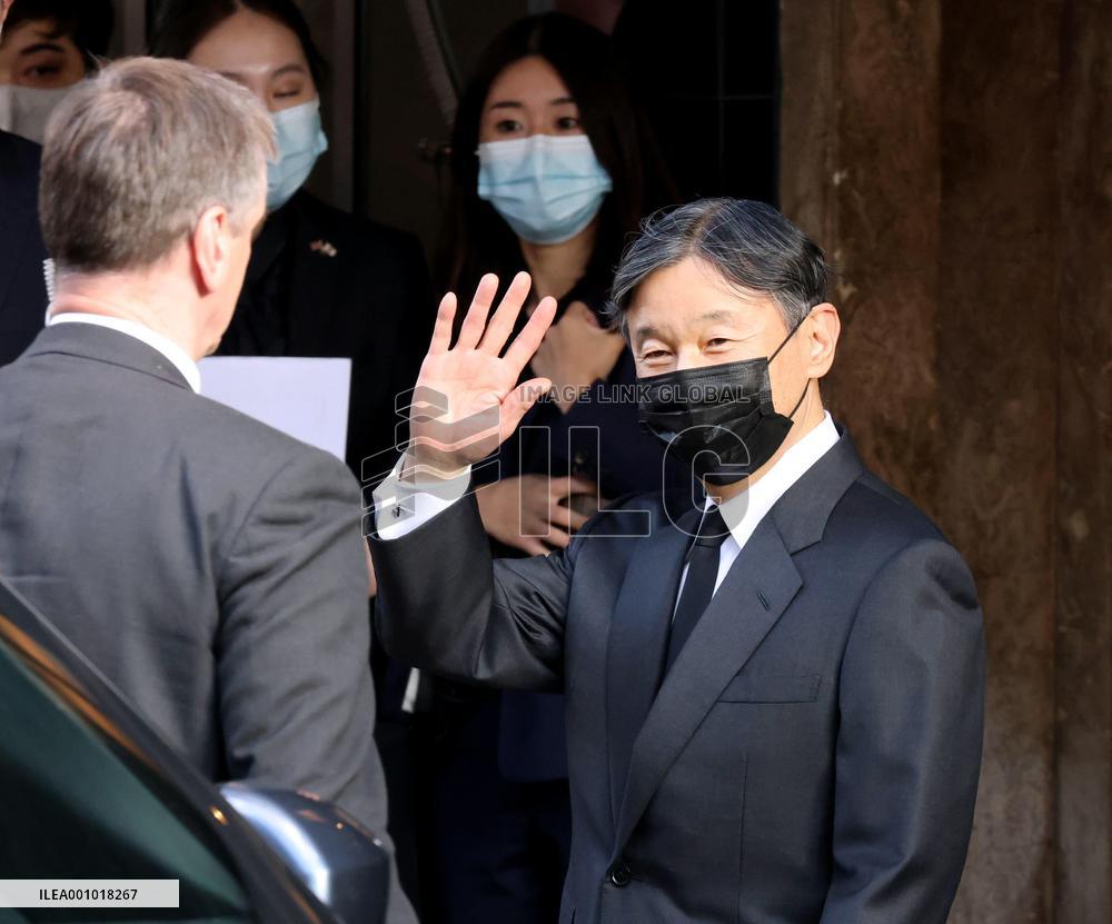 Japan emperor in London for queen's funeral