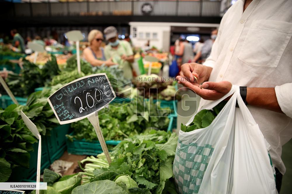 Xinhua Headlines: Inflation woes in euro area leave little room for ECB to combat economic dilemma