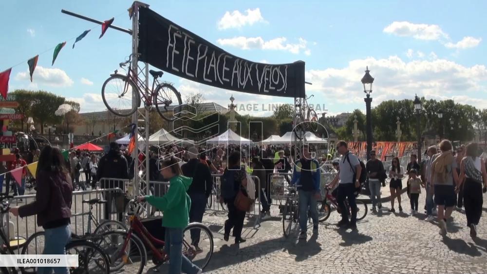 Car-free day in Paris