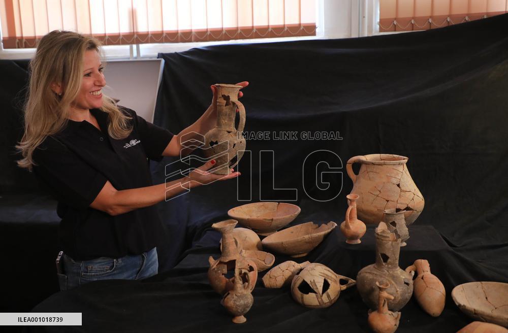 MIDEAST-JERUSALEM-ARCHEOLOGY-OPIUM REMAINS