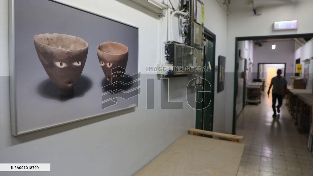 Israel finds "world's earliest" record of opium use