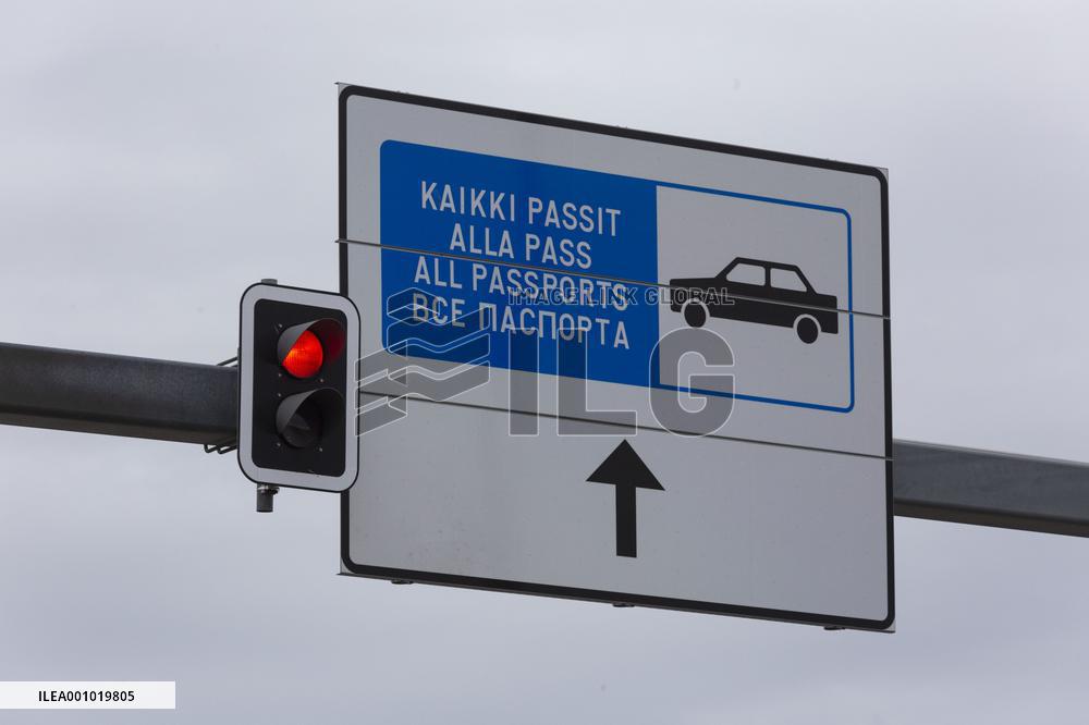 Crossings from Russia at the Vaalimaa border station in Finland