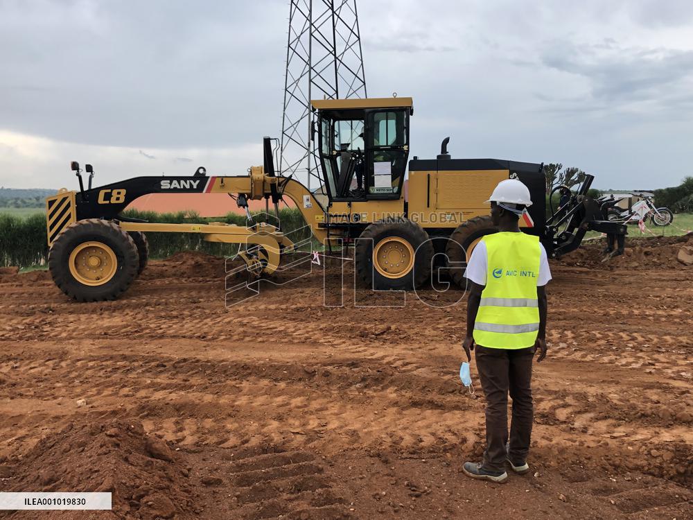 UGANDA-CHINA-MACHINE OPERATORS-TRAINING