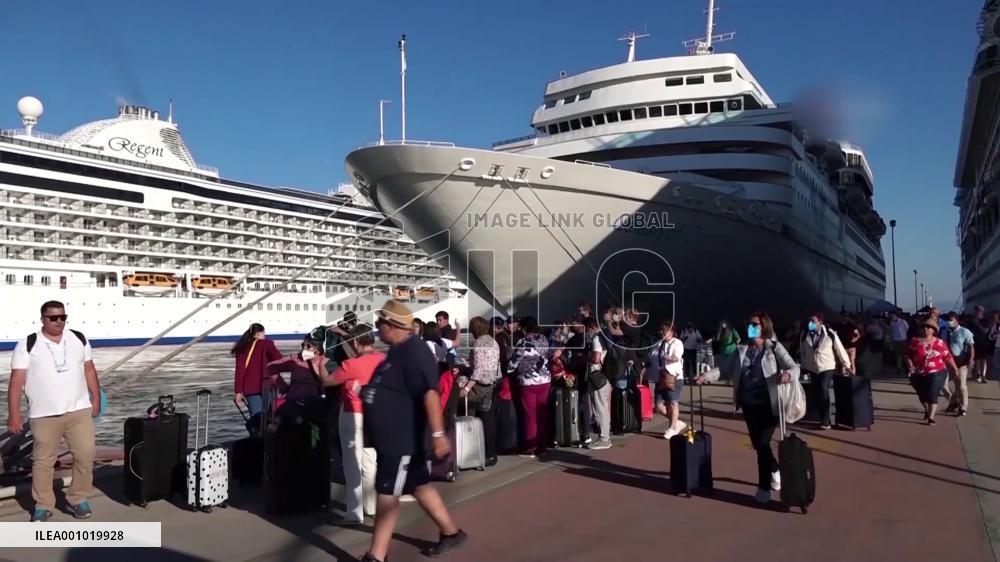 Türkiye's foreign visitor arrivals up 58 pct on year in August