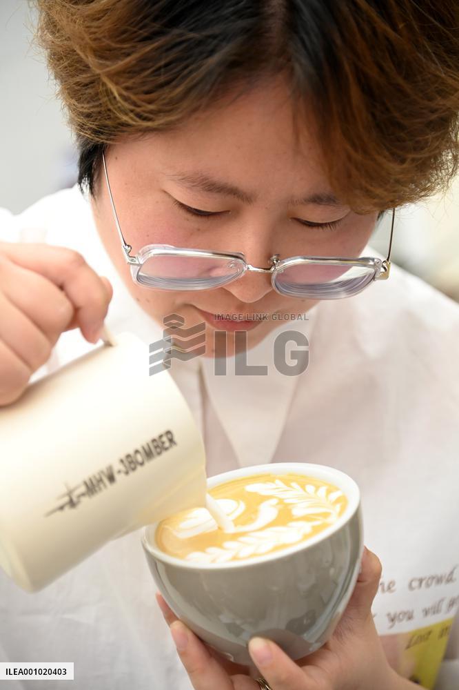 CHINA-SHAANXI-HEARING-IMPAIRED-COFFEE-TRAINING(CN)