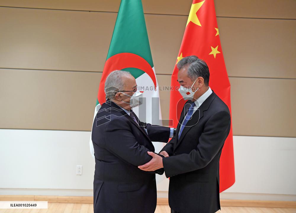 U.S.-NEW YORK-CHINA-WANG YI-ALGERIA-FM-MEETING