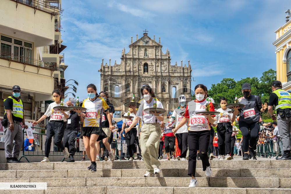 CHINA-MACAO-WORLD TOURISM DAY-TRAY RACE (CN)