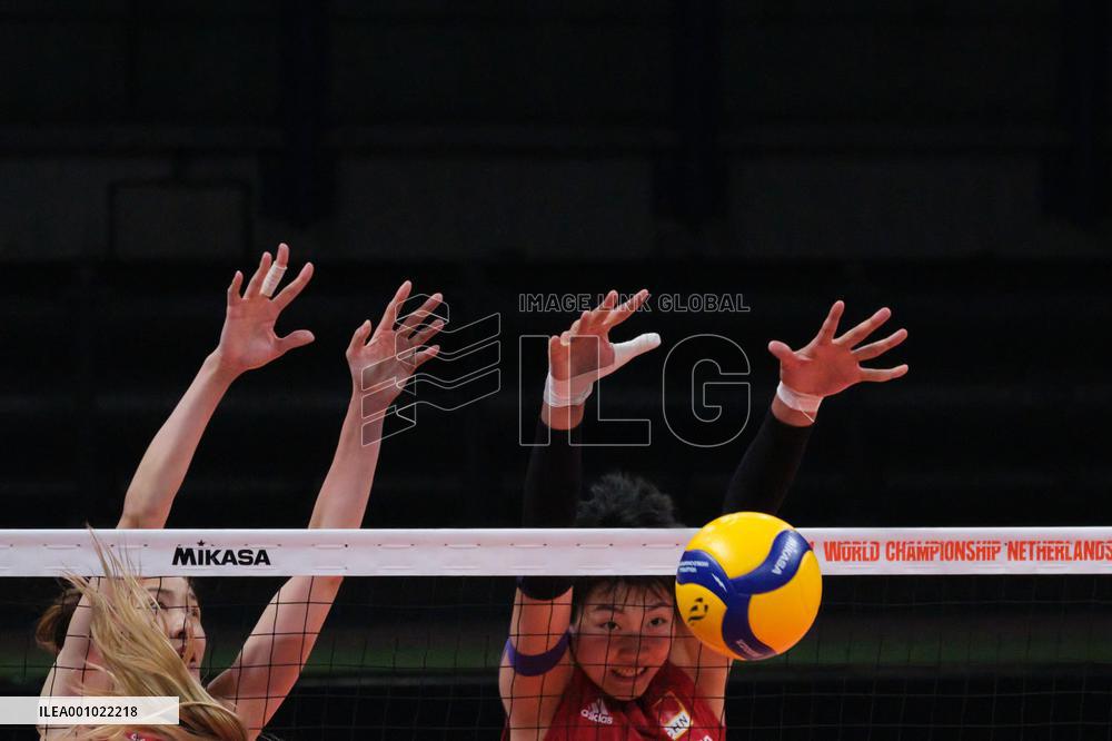 (SP)THE NETHERLANDS-ARNHEM-VOLLEYBALL-WOMEN'S WORLD CHAMPIONSHIP-CHN VS CZE
