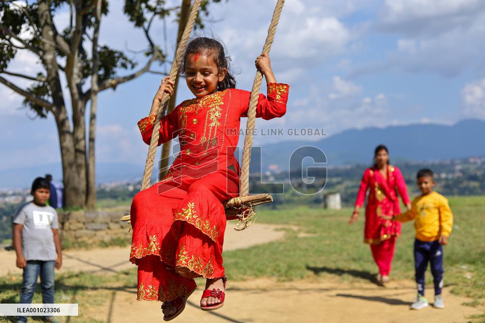 Nepal: Dashain festival and swing