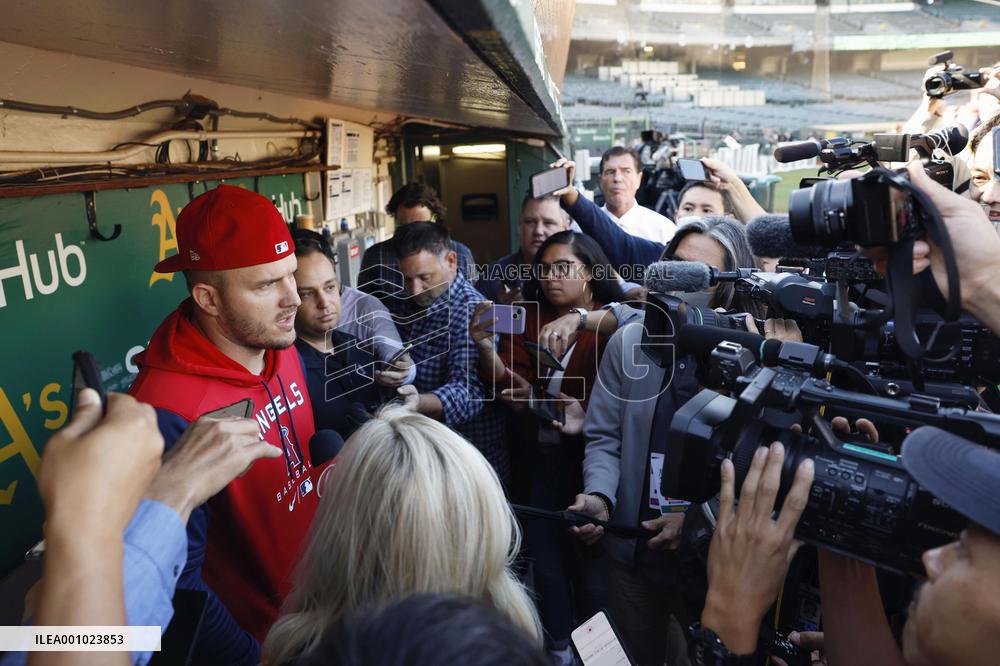 Baseball: Angels outfielder Mike Trout