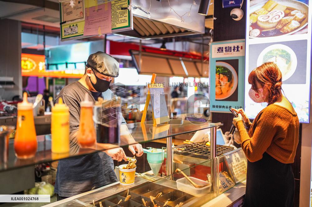 CHINA-NATIONAL DAY HOLIDAY-NIGHT ECONOMY (CN)