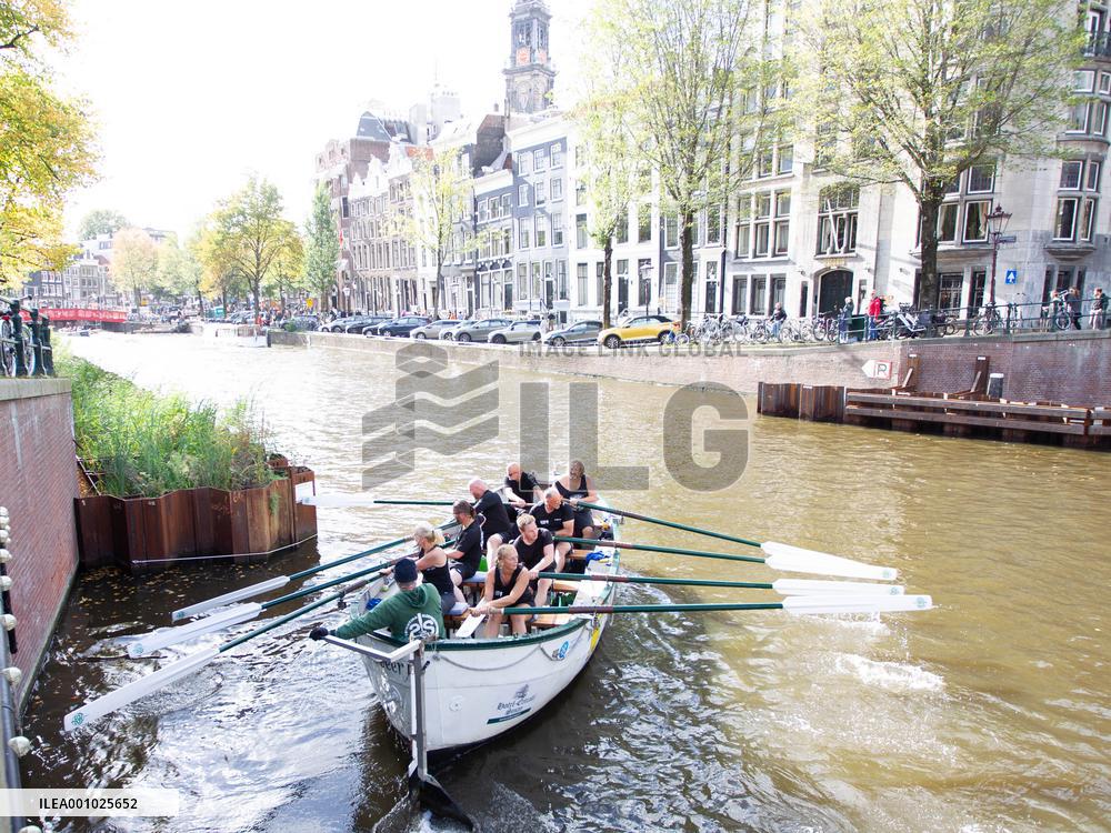 (SP)NETHERLANDS-AMSTERDAM-CANAL RACE