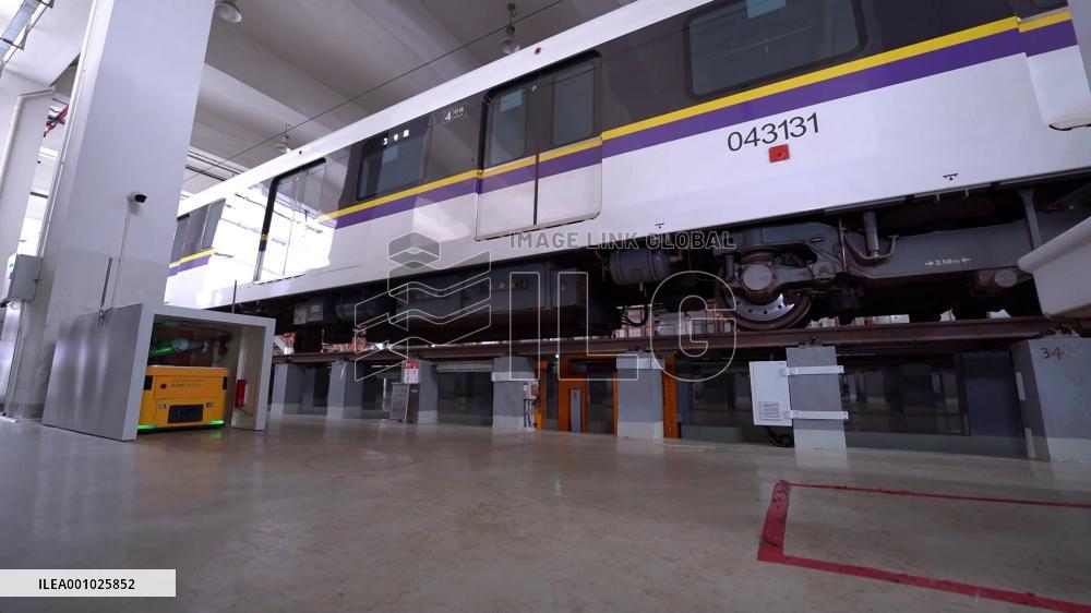 Shanghai Metro uses intelligent robots for inspection