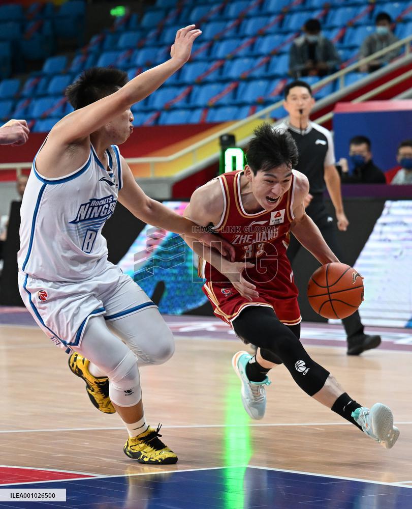 (SP)CHINA-HANGZHOU-BASKETBALL-CBA LEAGUE-NINGBO ROCKETS VS ZHEJIANG GOLDEN BULLS (CN)