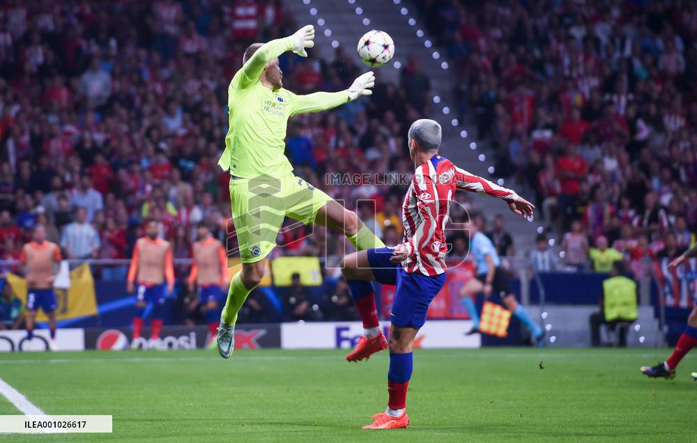 (SP)SPAIN-MADRID-FOOTBALL-UEFA CHAMPIONS LEAGUE-ATLETICO DE MADRID VS BRUGGE