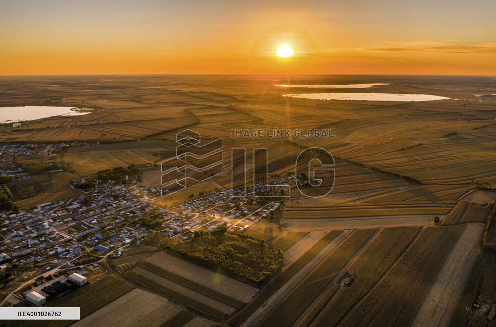 CHINA-JILIN-DA'AN-RICE-HARVEST (CN)