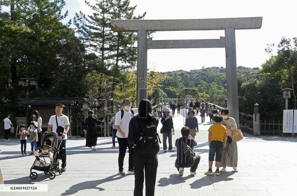 Travelers back in Japan