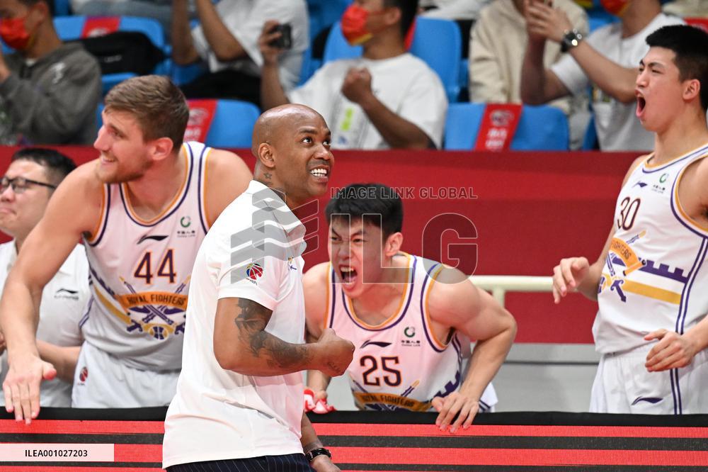 (SP)CHINA-HANGZHOU-BASKETBALL-CBA LEAGUE-BEIJING VS XINJIANG(CN)