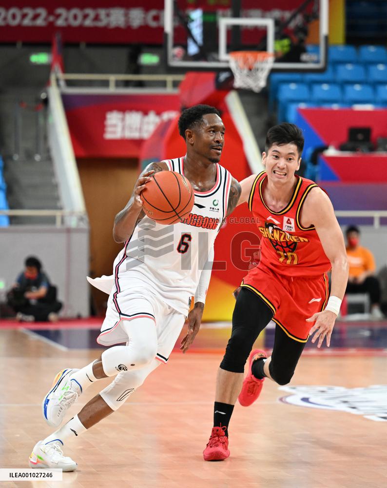 (SP)CHINA-HANGZHOU-BASKETBALL-CBA LEAGUE-SHENZHEN VS GUANGDONG