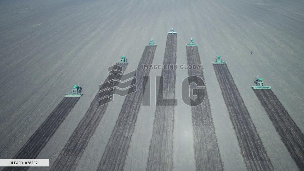 Soil preparation underway in China's "grain barn"