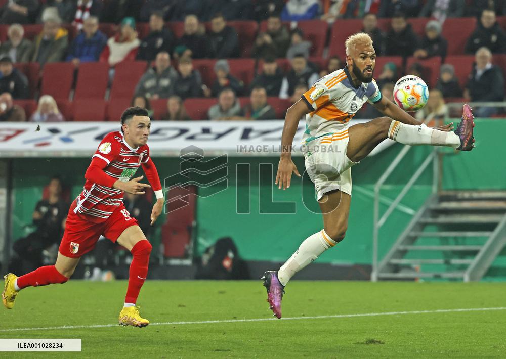 (SP)GERMANY-AUGSBURG-FOOTBALL-GERMAN CUP-AUGSBURG VS BAYERN MUNICH
