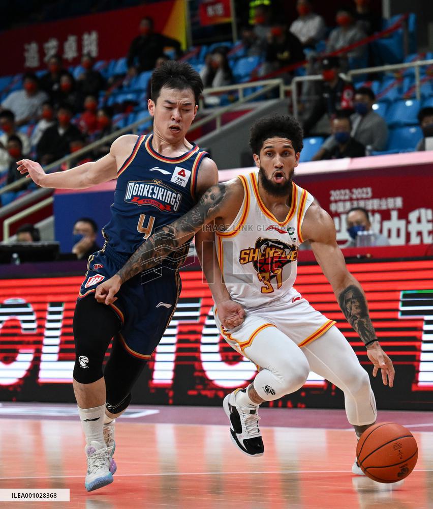 (SP)CHINA-HANGZHOU-BASKETBALL-CBA LEAGUE-NANJING VS SHENZHEN (CN)