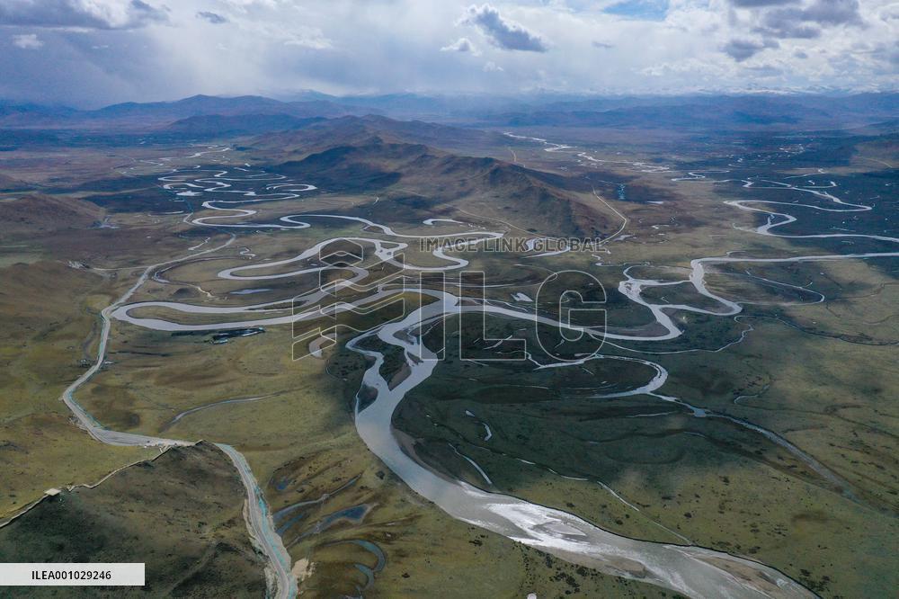 CHINA-SICHUAN-YELLOW RIVER-WETLANDS (CN)
